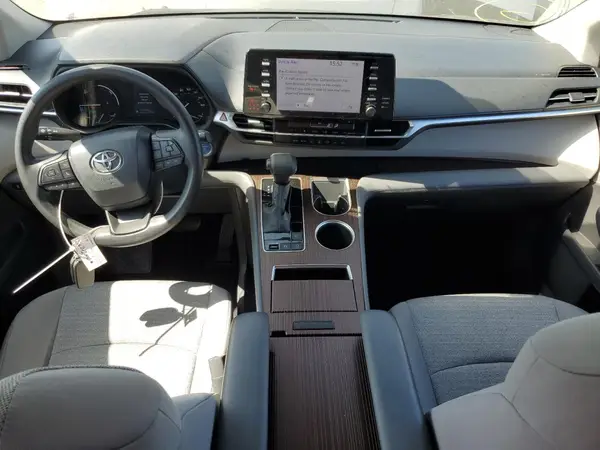 5TDKRKECXNS123080 2022 TOYOTA SIENNA - Image 8