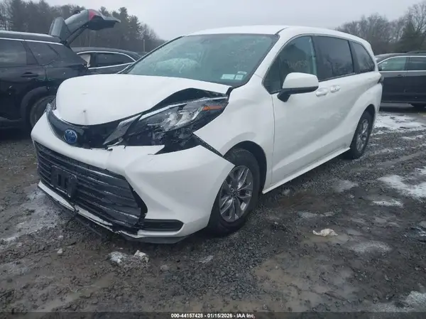 5TDKRKECXNS127937 2022 TOYOTA SIENNA - Image 2