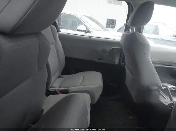5TDKRKECXNS127937 2022 TOYOTA SIENNA - Image 8