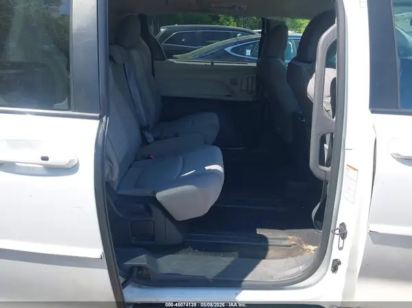 5TDKRKECXPS149083 2023 TOYOTA SIENNA - Image 8
