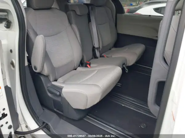 5TDKRKECXRS202772 2024 TOYOTA SIENNA - Image 8