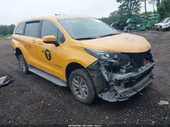 5TDKRKECXRS216431 2024 TOYOTA SIENNA