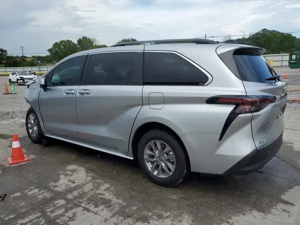 5TDKRKECXSS264565 2025 TOYOTA SIENNA - Image 2
