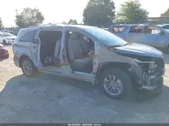 5TDKRKECXTS317864 2026 TOYOTA SIENNA
