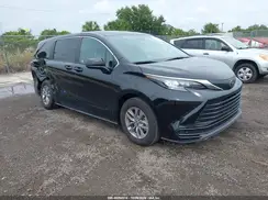 5TDKRKECXTS335300 2026 TOYOTA SIENNA