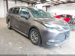 5TDKSKFC0MS001927 2021 TOYOTA SIENNA