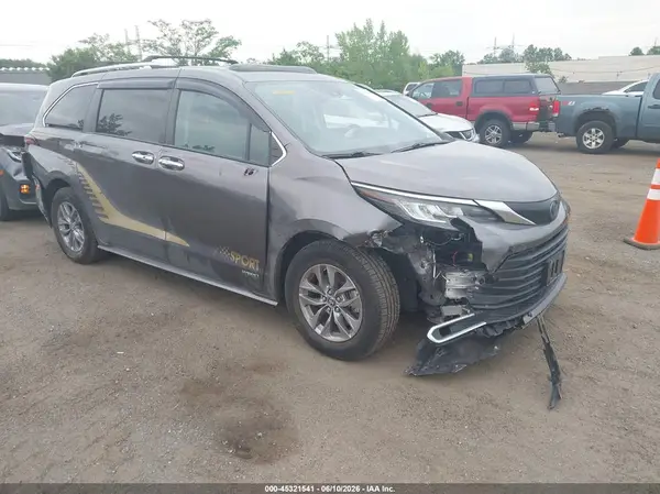 5TDKSKFC0MS008182 2021 TOYOTA SIENNA - Image 1