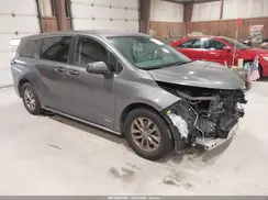 5TDKSKFC0MS009588 2021 TOYOTA SIENNA