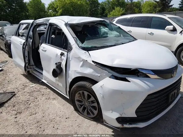 5TDKSKFC0MS025578 2021 TOYOTA SIENNA - Image 1