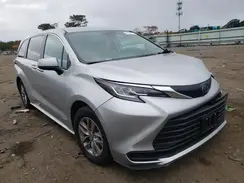 5TDKSKFC0MS033048 2021 TOYOTA SIENNA