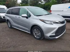 5TDKSKFC0NS049431 2022 TOYOTA SIENNA