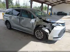 5TDKSKFC0NS070053 2022 TOYOTA SIENNA