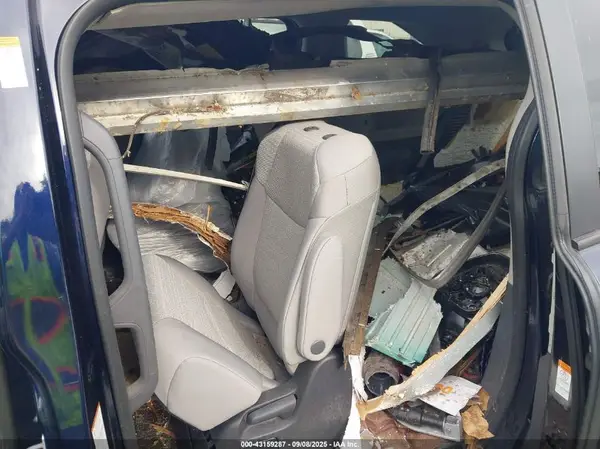 5TDKSKFC0RS133528 2024 TOYOTA SIENNA - Image 8