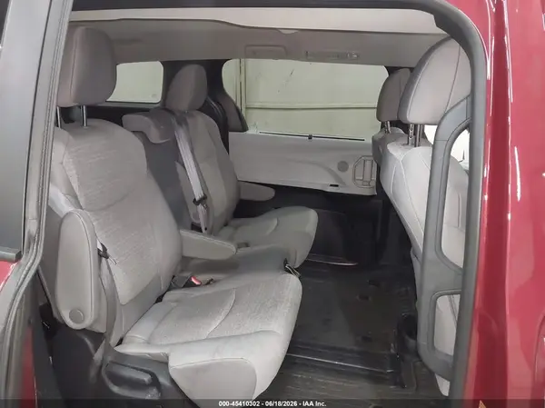 5TDKSKFC0SS207195 2025 TOYOTA SIENNA - Image 8