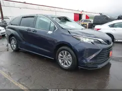 5TDKSKFC1NS045744 2022 TOYOTA SIENNA