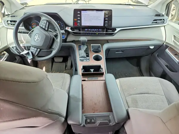 5TDKSKFC1NS055321 2022 TOYOTA SIENNA - Image 8