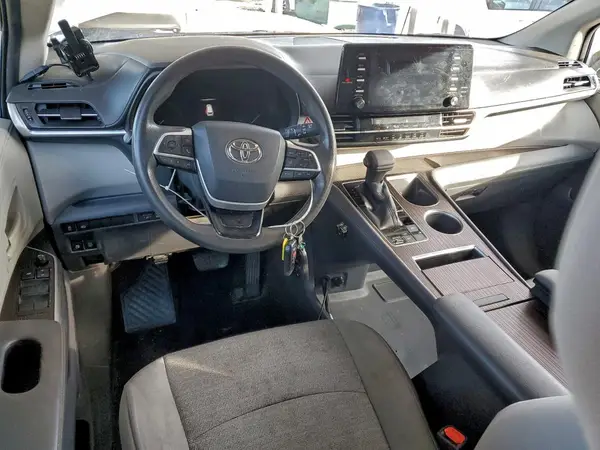5TDKSKFC2MS035884 2021 TOYOTA SIENNA - Image 8
