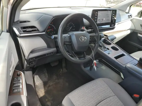 5TDKSKFC2NS068787 2022 TOYOTA SIENNA - Image 8