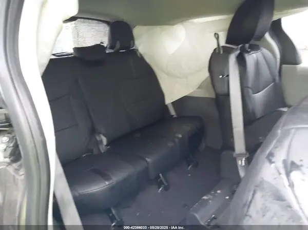 5TDKSKFC2PS103895 2023 TOYOTA SIENNA - Image 8