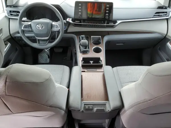 5TDKSKFC3MS010217 2021 TOYOTA SIENNA - Image 8