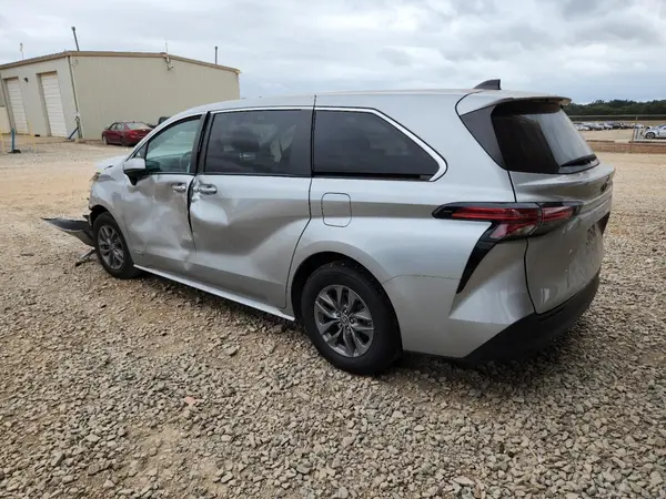 5TDKSKFC3MS032637 2021 TOYOTA SIENNA - Image 2