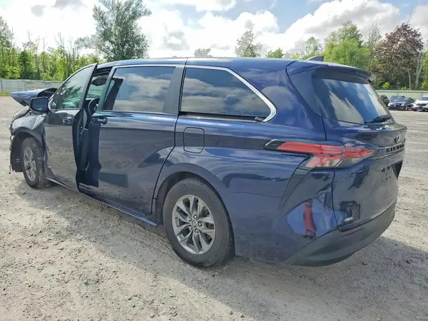 5TDKSKFC4MS011912 2021 TOYOTA SIENNA - Image 2