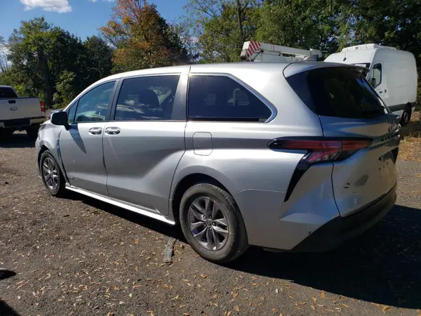 5TDKSKFC4MS036292 2021 TOYOTA SIENNA - Image 2