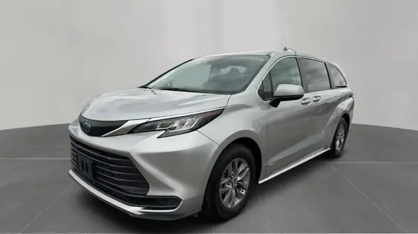 5TDKSKFC4MS036339 2021 TOYOTA SIENNA - Image 2