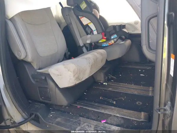 5TDKSKFC4SS160222 2025 TOYOTA SIENNA - Image 8