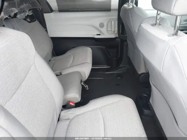 5TDKSKFC4SS212321 2025 TOYOTA SIENNA - Image 8