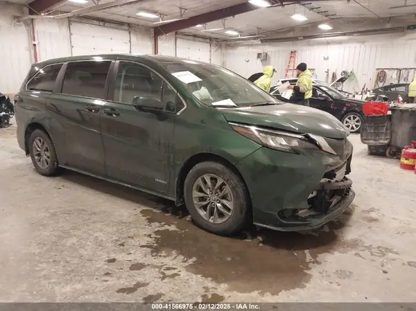 5TDKSKFC5MS006315 2021 TOYOTA SIENNA - Image 1