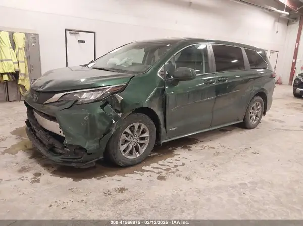 5TDKSKFC5MS006315 2021 TOYOTA SIENNA - Image 2