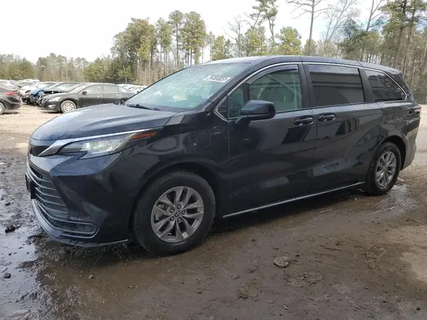 5TDKSKFC5NS056150 2022 TOYOTA SIENNA - Image 1