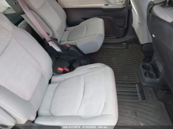 5TDKSKFC5PS076093 2023 TOYOTA SIENNA - Image 8