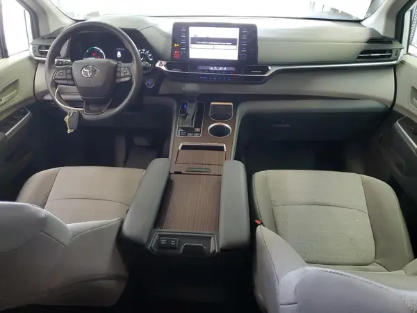 5TDKSKFC5RS123240 2024 TOYOTA SIENNA - Image 8