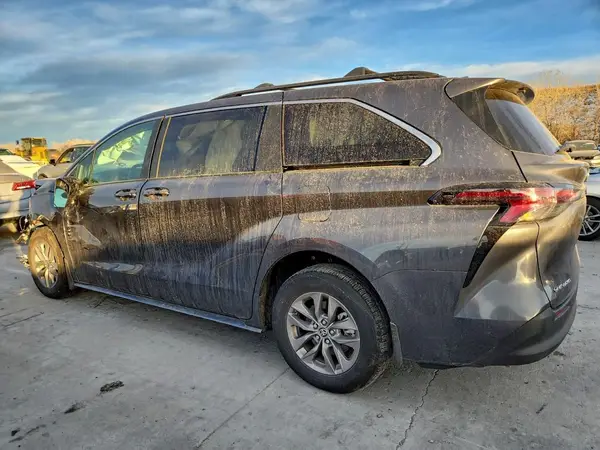 5TDKSKFC5SS189020 2025 TOYOTA SIENNA - Image 2