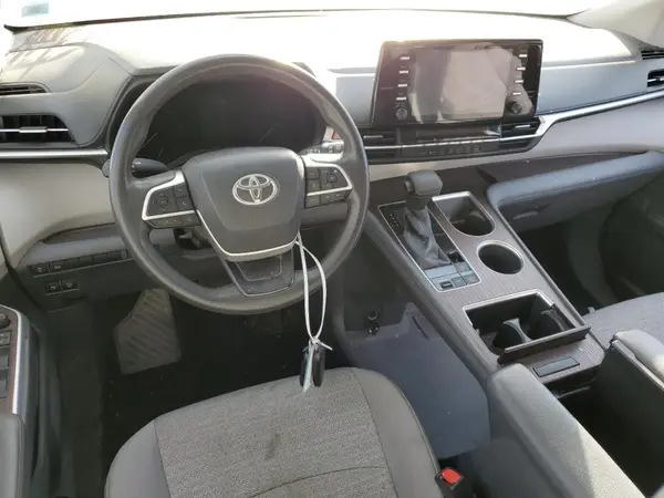 5TDKSKFC6MS007120 2021 TOYOTA SIENNA - Image 8
