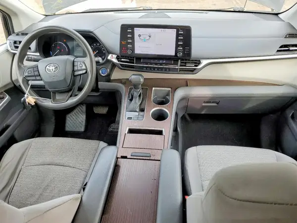 5TDKSKFC6NS050390 2022 TOYOTA SIENNA - Image 8