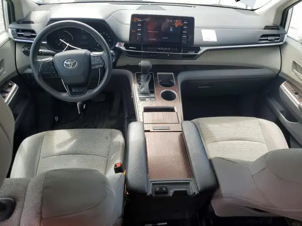 5TDKSKFC6NS062927 2022 TOYOTA SIENNA - Image 8