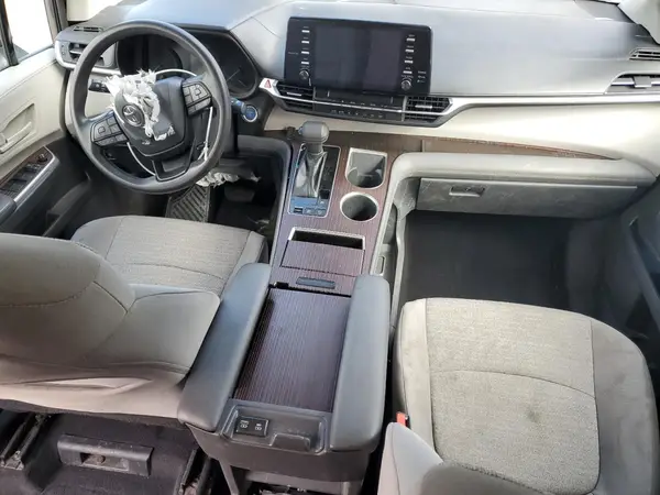 5TDKSKFC6NS063429 2022 TOYOTA SIENNA - Image 8