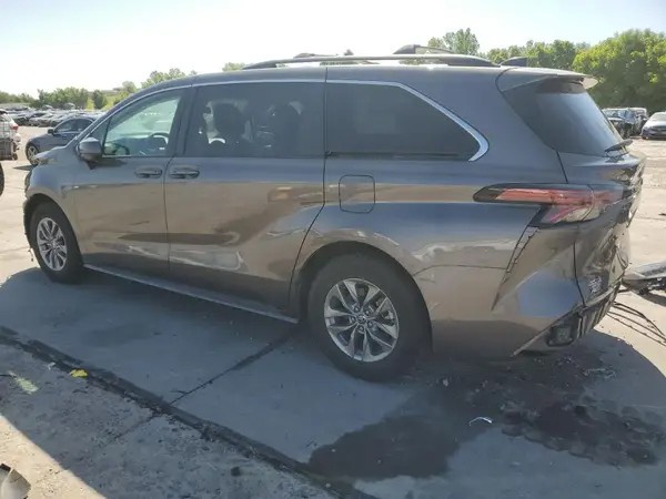 5TDKSKFC6NS064659 2022 TOYOTA SIENNA - Image 2