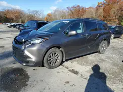 5TDKSKFC6NS069764 2022 TOYOTA SIENNA