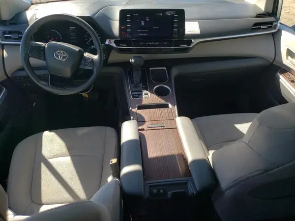 5TDKSKFC6PS095199 2023 TOYOTA SIENNA - Image 8