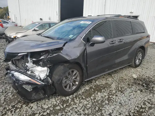 5TDKSKFC6PS102927 2023 TOYOTA SIENNA - Image 1