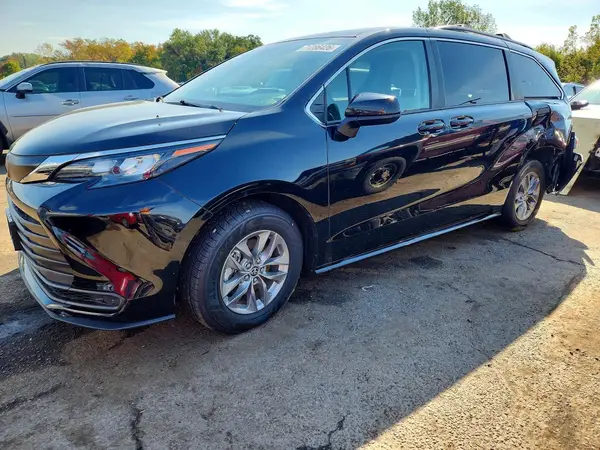 5TDKSKFC6RS128558 2024 TOYOTA SIENNA - Image 1