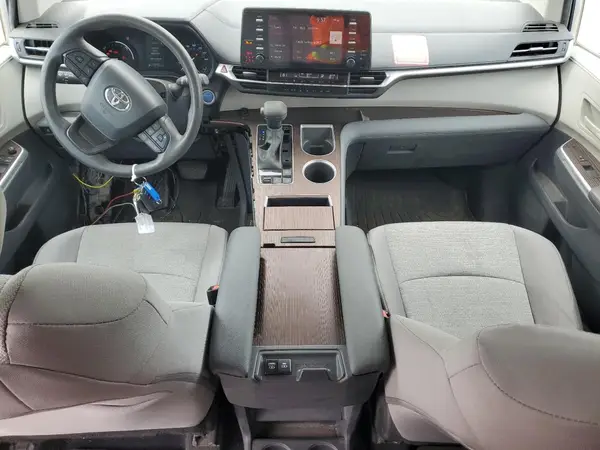 5TDKSKFC6RS132223 2024 TOYOTA SIENNA - Image 8