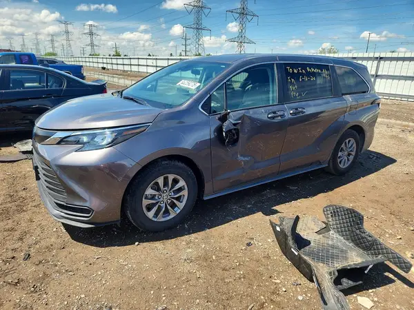 5TDKSKFC6RS138412 2024 TOYOTA SIENNA - Image 1