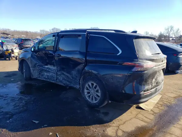 5TDKSKFC6SS188863 2025 TOYOTA SIENNA - Image 2