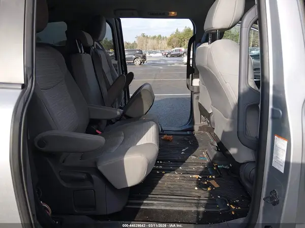 5TDKSKFC7MS020796 2021 TOYOTA SIENNA - Image 8