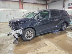 5TDKSKFC7MS021558 2021 TOYOTA SIENNA